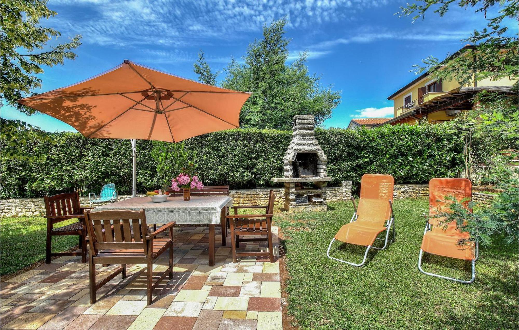 Amazing Apartment In Porec With Wifi Eksteriør bilde