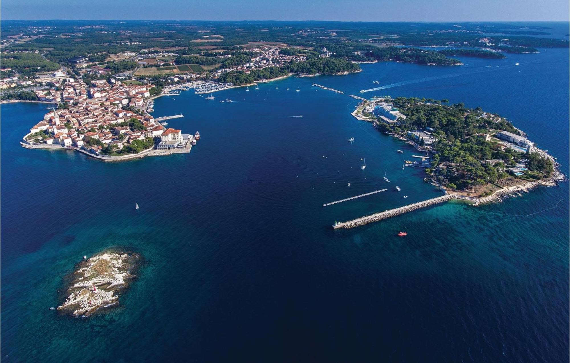 Amazing Apartment In Porec With Wifi Eksteriør bilde