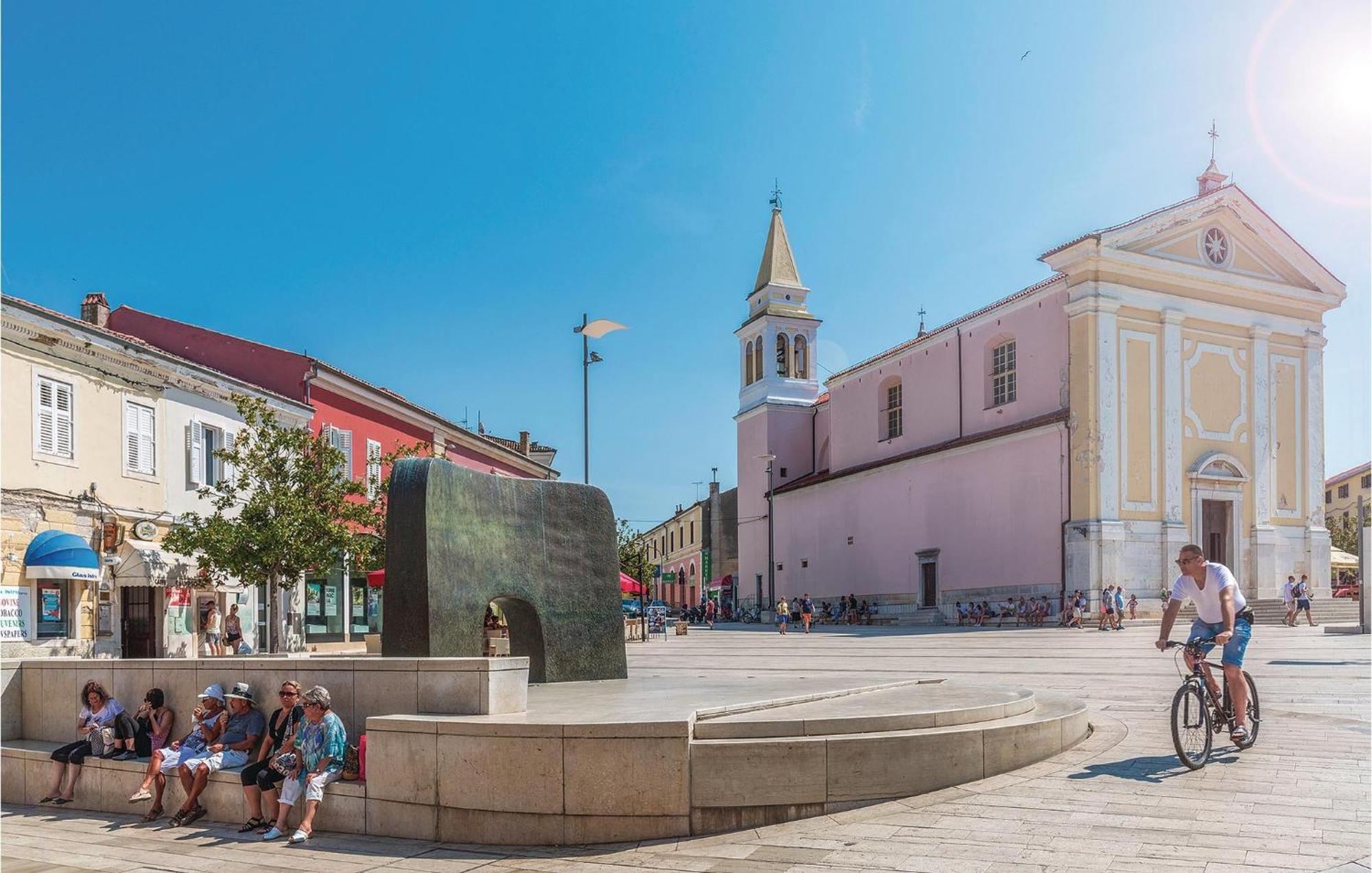 Amazing Apartment In Porec With Wifi Eksteriør bilde