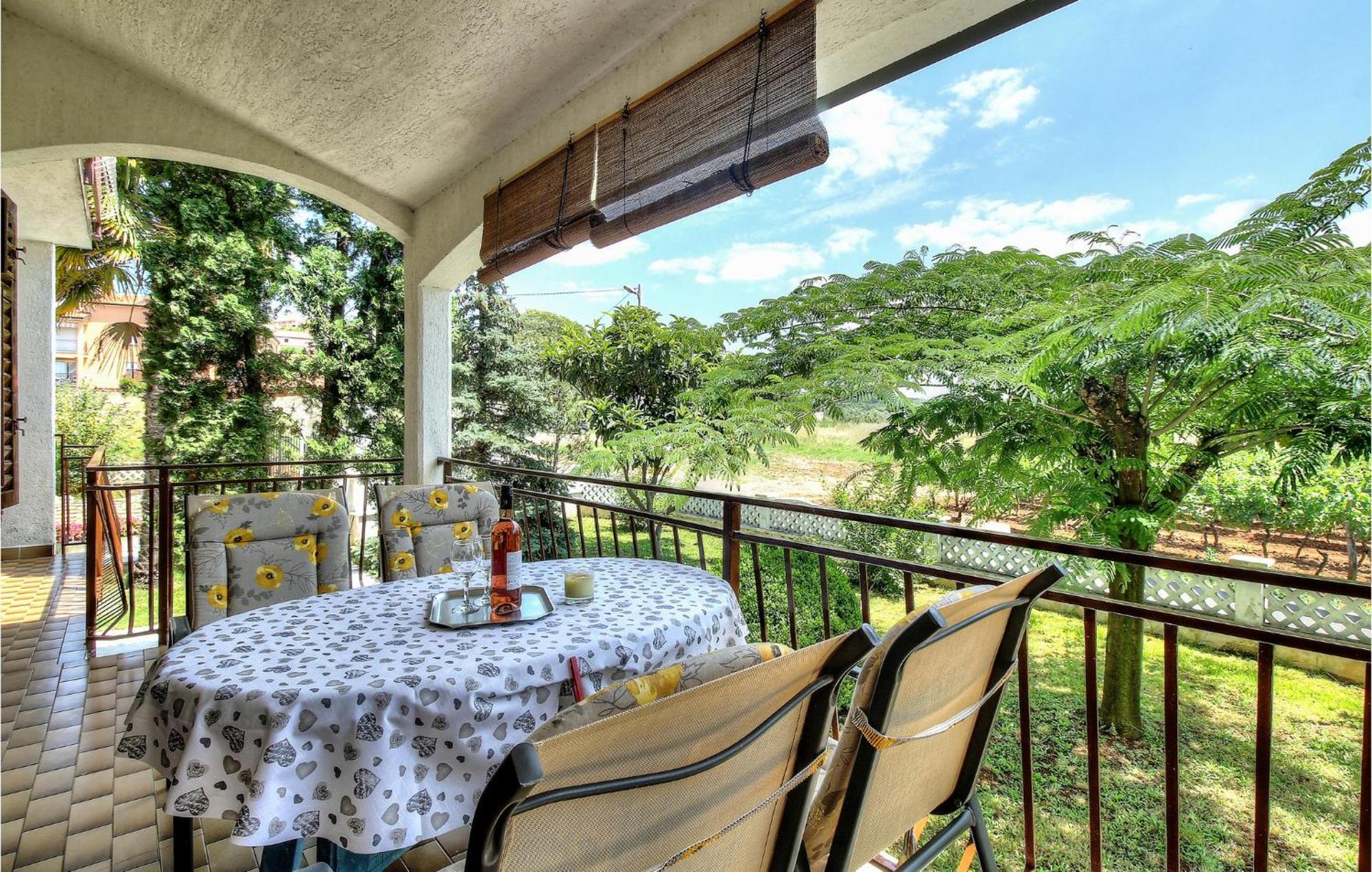 Amazing Apartment In Porec With Wifi Eksteriør bilde