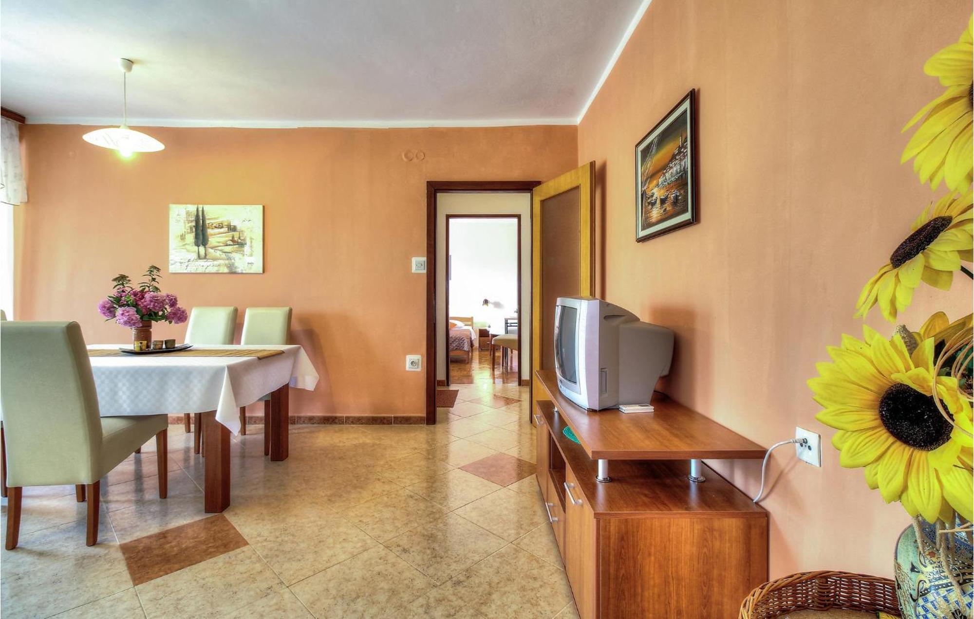 Amazing Apartment In Porec With Wifi Eksteriør bilde